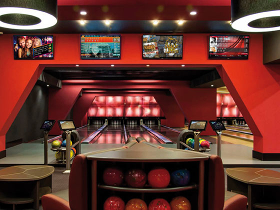 Bowling-QubicaAMF-Accuvision-Monitors-exclusiveli.jpg
