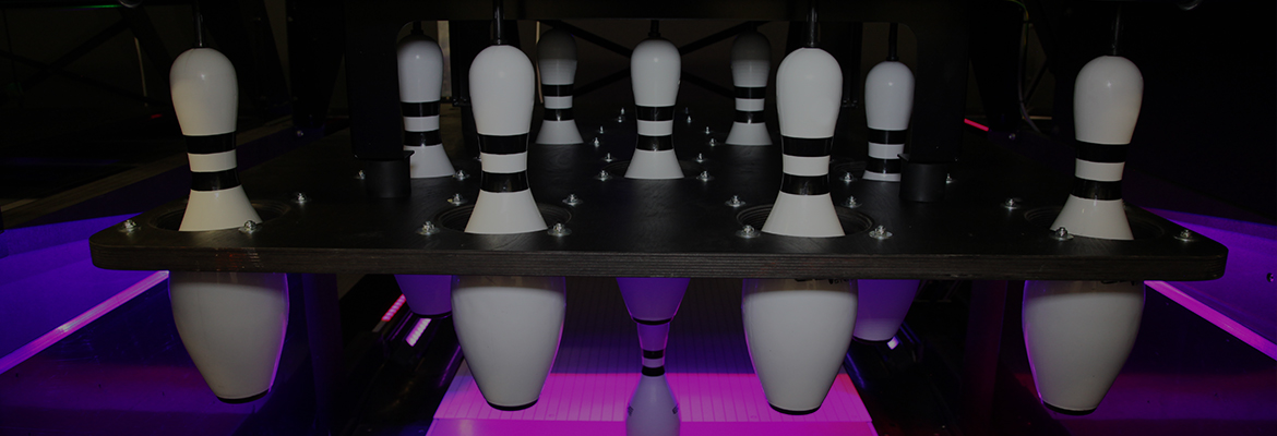 qubicaamf-bowling-EDGE-banner-home-dark.jpg