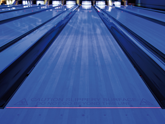 Bowling-QubicaAMF-SPL-Select-Premier-Scoring-Surface-Two-Glow-Design-Options-560.jpg