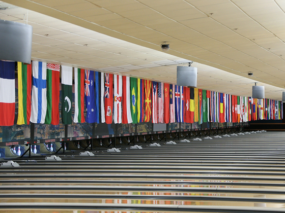 qubicaAMF-Invest-in-Bowling-Global-participation-3-tale.jpg