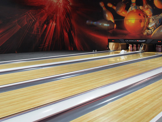 Bowling-QubicaAMF-lanes-spl-Select-Best-Lane-for-Scoring.jpg