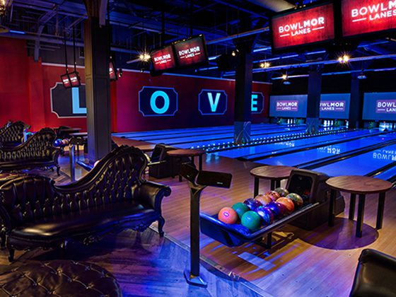 QUBICAAMF-bowling-boutique-Bowlmor-Times-Square.jpg