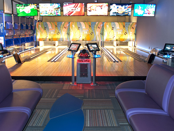 QUBICAAMF-bowling-Highway-66-Game-Time.jpg