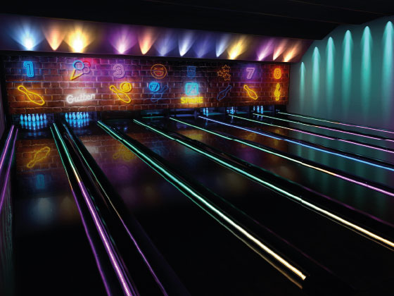 Bowling-QubicaAMF-NEOVERSE-all-elements-tile.jpg