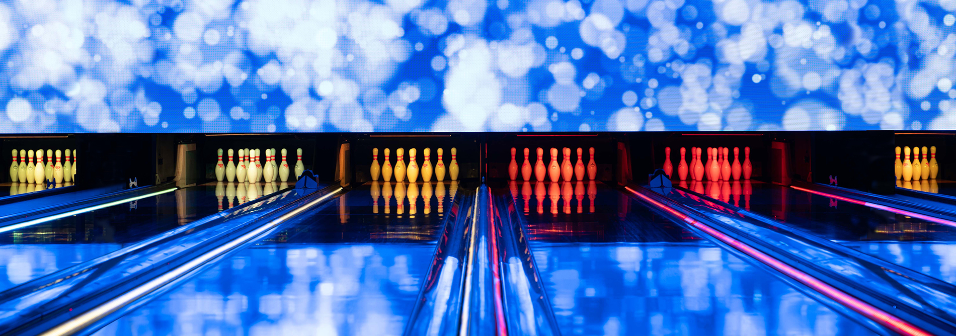 Bowling-QubicaAMF-NEOVERSE-Uniquely-banner.jpg