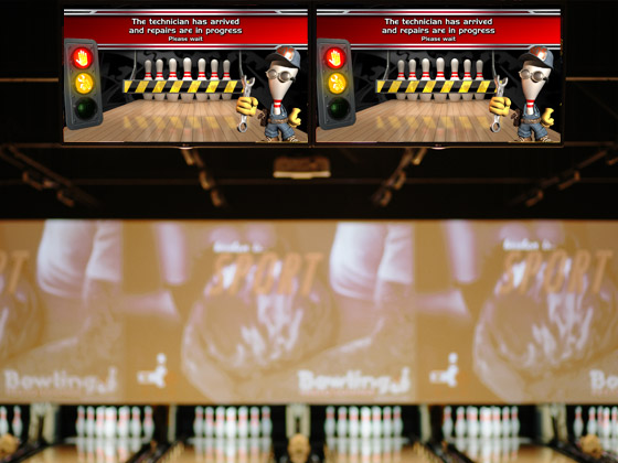 Bowling-QubicaAMF-score-Trouble-call-system-Easier-for-customers-to-enjoy-the-game.jpg